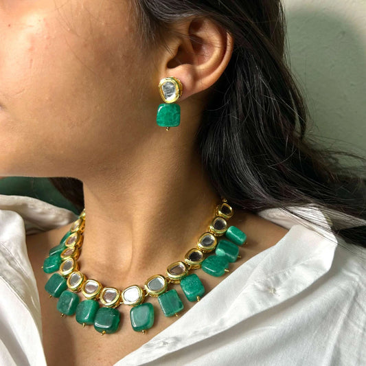 Rani Emerald Kundan Chokar