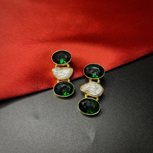 Aarna Emerald Green Quartz Earrings with Baroque Pearl